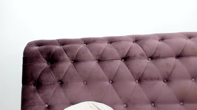 Gallery image thumbnail from Aeena's myfreecams stream on, 12/22/2022, 23:04 image 11 of 20