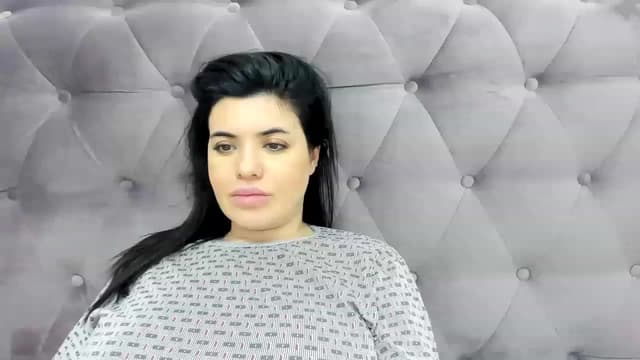Gallery image thumbnail from Aeena's myfreecams stream on, 01/03/2023, 21:59 image 14 of 20