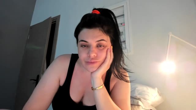 Gallery image thumbnail from Aeena's myfreecams stream on, 07/12/2023, 21:40 image 6 of 20