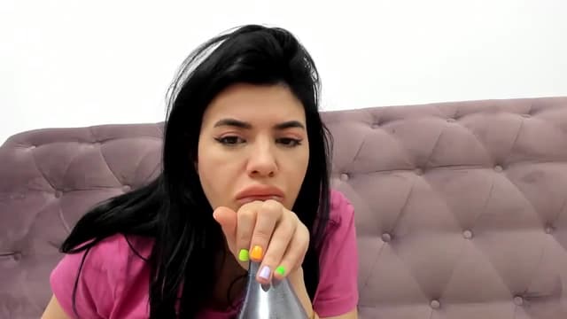 Gallery image thumbnail from Aeena's myfreecams stream on, 05/14/2024, 21:21 image 19 of 20