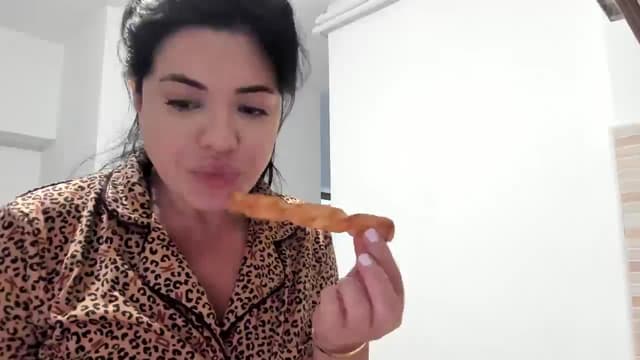Gallery image thumbnail from Aeena's myfreecams stream on, 12/06/2024, 22:36 image 1 of 20