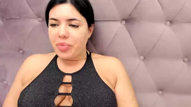 Gallery image thumbnail from Aeena's myfreecams stream on, 02/20/2025, 23:06 image 14 of 20