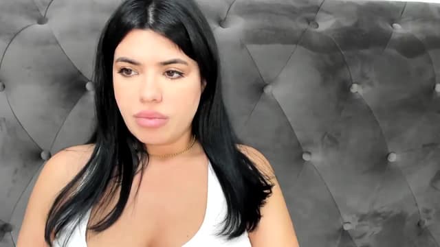 Gallery image thumbnail from Aeena's myfreecams stream on, 04/26/2025, 22:06 image 5 of 20