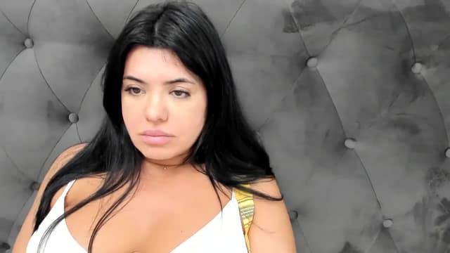 Gallery image thumbnail from Aeena's myfreecams stream on, 05/15/2025, 22:04 image 17 of 20