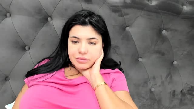Gallery image thumbnail from Aeena's myfreecams stream on, 05/16/2025, 21:49 image 15 of 20