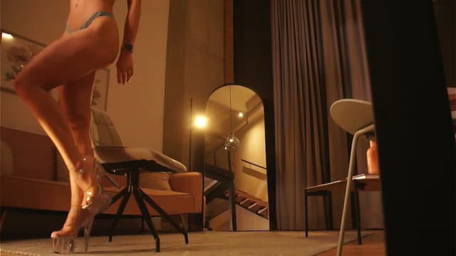 Gallery image thumbnail from Aila_'s myfreecams stream on, 03/14/2025, 04:34 image 5 of 20
