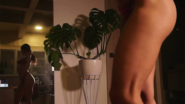 Gallery image thumbnail from Aila_'s myfreecams stream on, 03/30/2025, 01:49 image 12 of 20