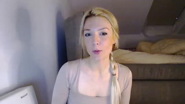 Gallery image thumbnail from Ais__'s myfreecams stream on, 03/19/2023, 16:40 image 19 of 20