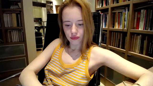 Gallery image thumbnail from Alena29's myfreecams stream on, 03/27/2023, 01:02 image 19 of 20