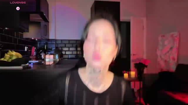 Gallery image thumbnail from Alice's myfreecams stream on, 12/25/2025, 03:50 image 19 of 20