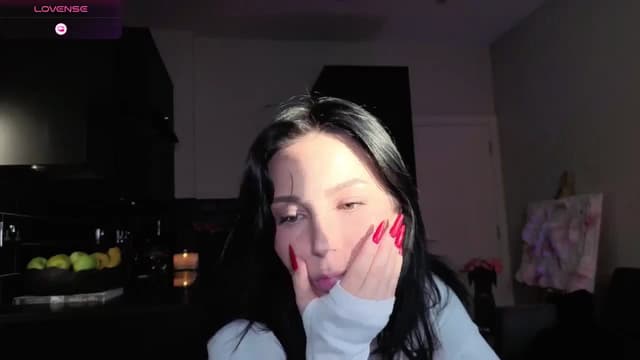 Gallery image thumbnail from Alice's myfreecams stream on, 01/02/2026, 10:41 image 10 of 20