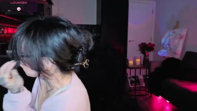 Gallery image thumbnail from Alice's myfreecams stream on, 01/26/2026, 24:52 image 7 of 20