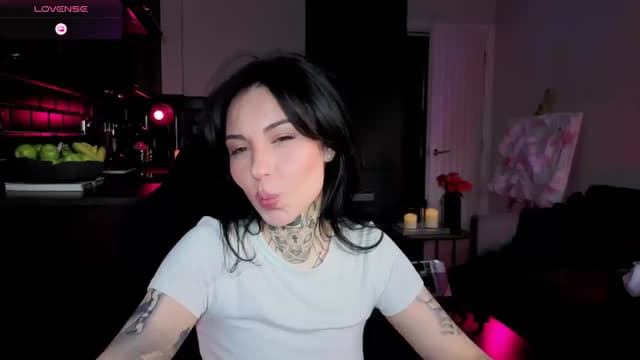 Gallery image thumbnail from Alice's myfreecams stream on, 01/31/2026, 13:22 image 4 of 20