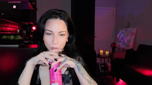 Gallery image thumbnail from Alice's myfreecams stream on, 02/02/2026, 05:36 image 12 of 20