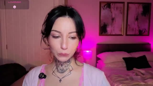 Gallery image thumbnail from Alice's myfreecams stream on, 02/16/2026, 24:50 image 2 of 20