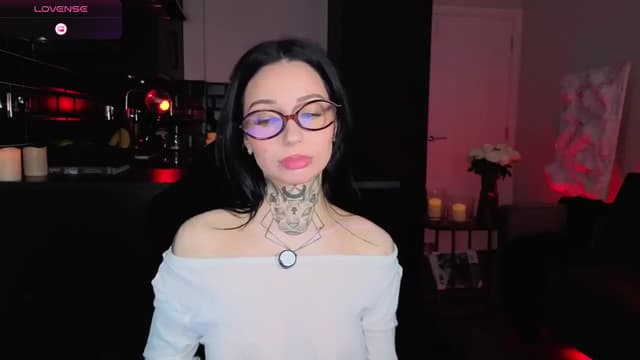 Gallery image thumbnail from Alice's myfreecams stream on, 03/11/2026, 09:55 image 17 of 20