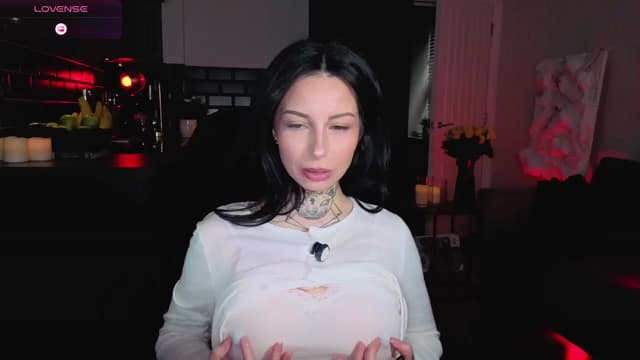 Gallery image thumbnail from Alice's myfreecams stream on, 03/15/2026, 10:28 image 15 of 20