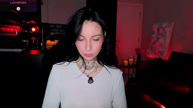 Gallery image thumbnail from Alice's myfreecams stream on, 04/05/2026, 08:31 image 16 of 20