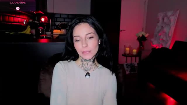 Gallery image thumbnail from Alice's myfreecams stream on, 04/09/2026, 08:30 image 13 of 20