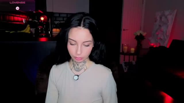 Gallery image thumbnail from Alice's myfreecams stream on, 04/09/2026, 10:46 image 14 of 20