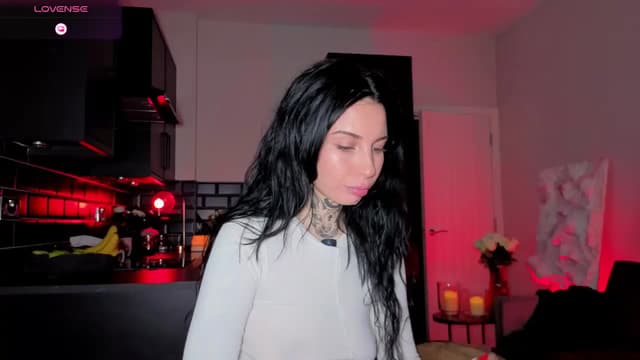 Gallery image thumbnail from Alice's myfreecams stream on, 04/09/2026, 14:57 image 18 of 20