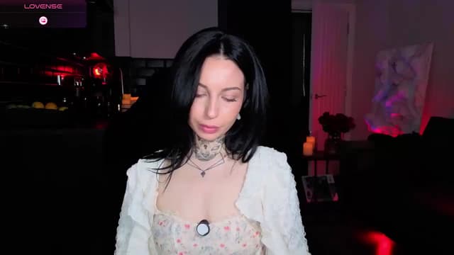 Gallery image thumbnail from Alice's myfreecams stream on, 04/26/2026, 08:44 image 8 of 20