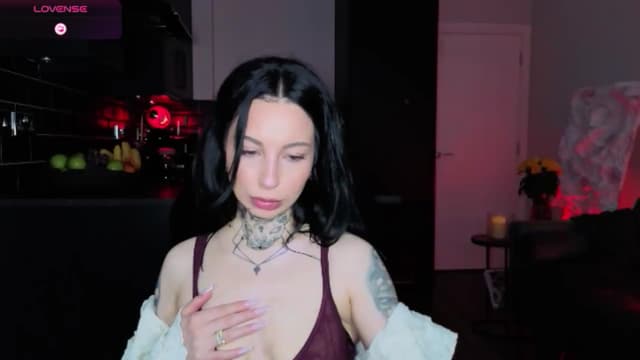 Gallery image thumbnail from Alice's myfreecams stream on, 05/24/2026, 11:01 image 3 of 20