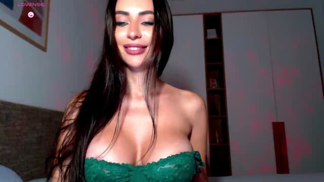Gallery image thumbnail from Alli_'s myfreecams stream on, 07/15/2026, 13:06 image 9 of 20