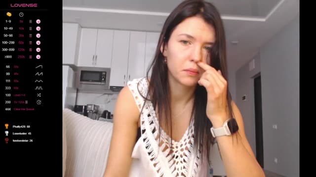Gallery image thumbnail from Ameli's myfreecams stream on, 03/05/2025, 09:45 image 6 of 20