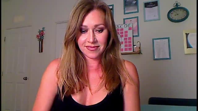 Gallery image thumbnail from Amiri's myfreecams stream on, 10/26/2023, 03:18 image 16 of 20