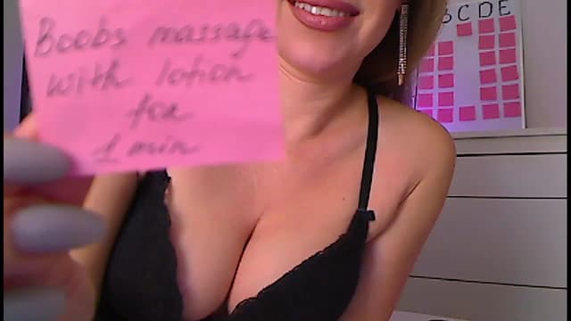 Gallery image thumbnail from Amiri's myfreecams stream on, 01/28/2024, 05:38 image 8 of 20