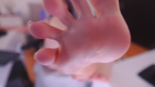 Gallery image thumbnail from Anah_'s myfreecams stream on, 12/25/2024, 21:52 image 5 of 20