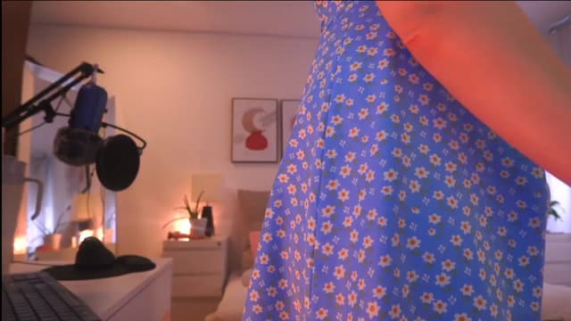 Gallery image thumbnail from Anah_'s myfreecams stream on, 03/31/2025, 16:00 image 3 of 20