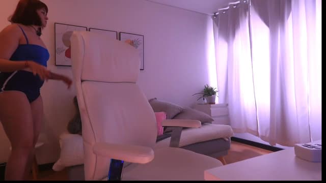 Gallery image thumbnail from Anah_'s myfreecams stream on, 05/29/2025, 15:52 image 9 of 20