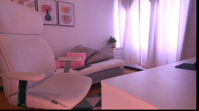 Gallery image thumbnail from Anah_'s myfreecams stream on, 05/29/2025, 15:52 image 12 of 20