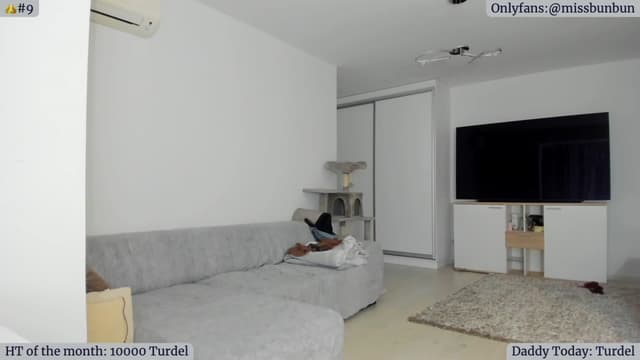 Gallery image thumbnail from Angie's myfreecams stream on, 01/03/2023, 06:10 image 12 of 20