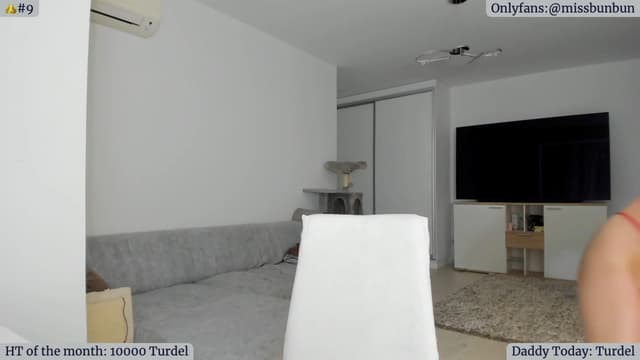 Gallery image thumbnail from Angie's myfreecams stream on, 01/03/2023, 06:10 image 13 of 20