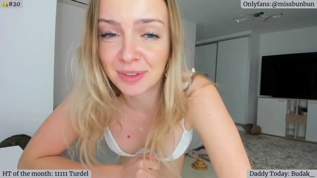 Gallery image thumbnail from Angie's myfreecams stream on, 01/15/2023, 05:09 image 6 of 20
