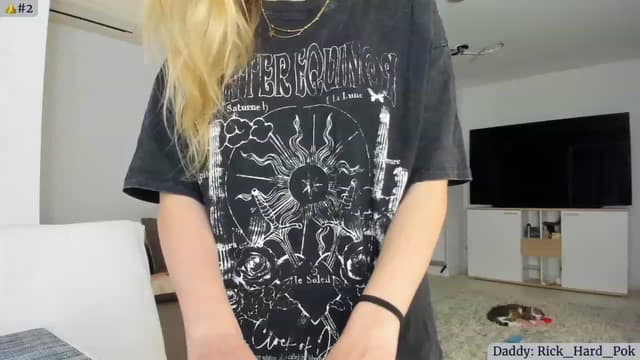 Gallery image thumbnail from Angie's myfreecams stream on, 04/07/2023, 03:28 image 11 of 20