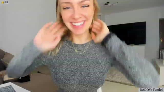 Gallery image thumbnail from Angie's myfreecams stream on, 05/20/2023, 04:17 image 5 of 20