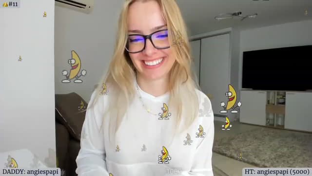 Gallery image thumbnail from Angie's myfreecams stream on, 07/31/2023, 06:08 image 13 of 20