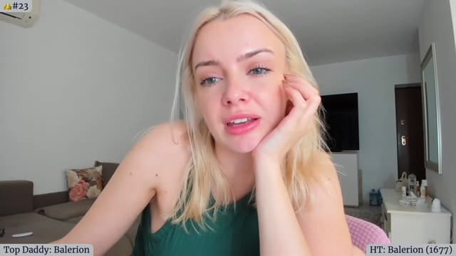 Gallery image thumbnail from Angie's myfreecams stream on, 12/03/2023, 06:29 image 11 of 20