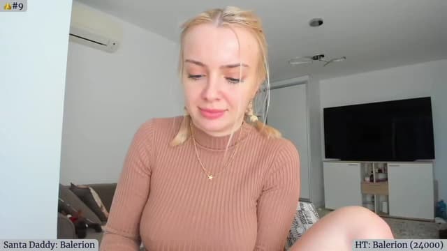 Gallery image thumbnail from Angie's myfreecams stream on, 12/11/2023, 06:41 image 13 of 20