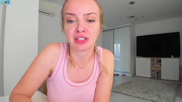 Gallery image thumbnail from Angie's myfreecams stream on, 04/16/2025, 05:31 image 10 of 20