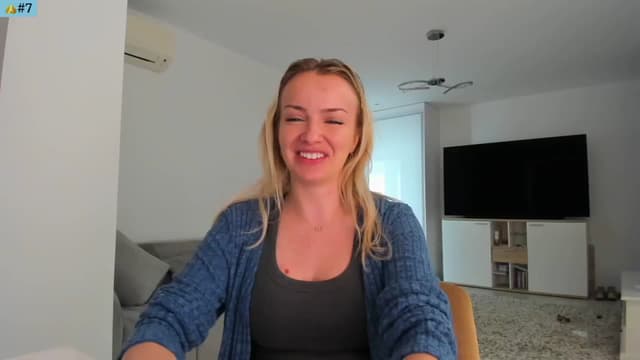 Gallery image thumbnail from Angie's myfreecams stream on, 05/14/2025, 05:25 image 15 of 20