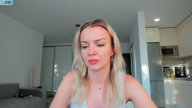 Gallery image thumbnail from Angie's myfreecams stream on, 05/28/2025, 04:43 image 4 of 20