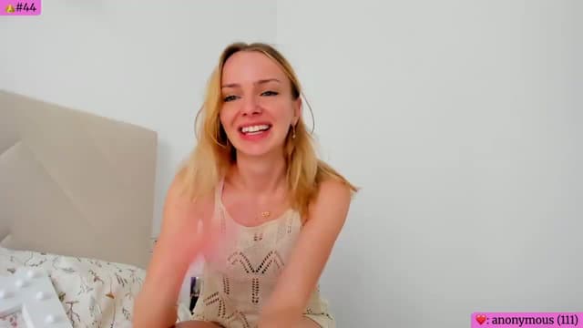 Gallery image thumbnail from Angie's myfreecams stream on, 07/01/2026, 07:10 image 15 of 20