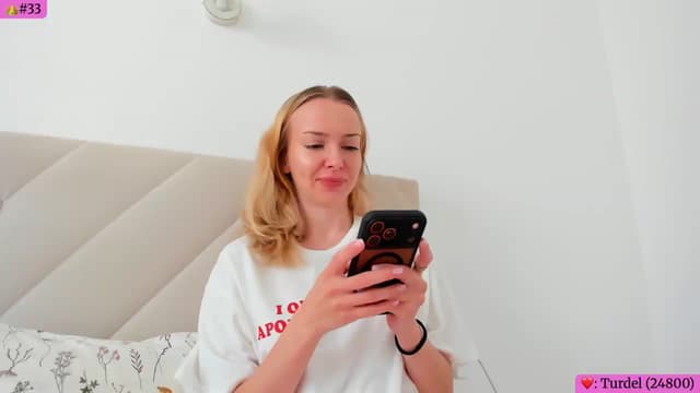 Gallery image thumbnail from Angie's myfreecams stream on, 07/11/2026, 05:18 image 17 of 20