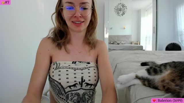 Gallery image thumbnail from Angie's myfreecams stream on, 08/01/2026, 04:46 image 18 of 20