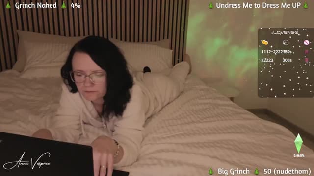 Gallery image thumbnail from AnnaV's myfreecams stream on, 12/15/2024, 21:59 image 12 of 20